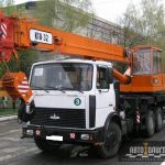 Автомобильный кран «МАЗ 32 тонны»